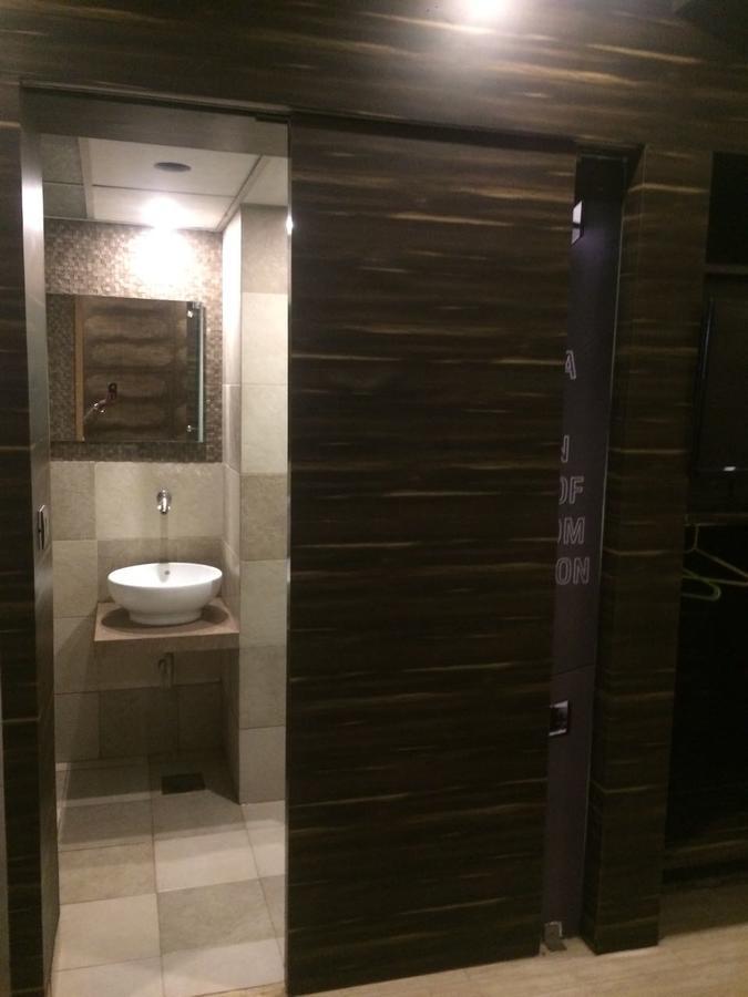 Silver Sands Beach Resort دامان المظهر الخارجي الصورة