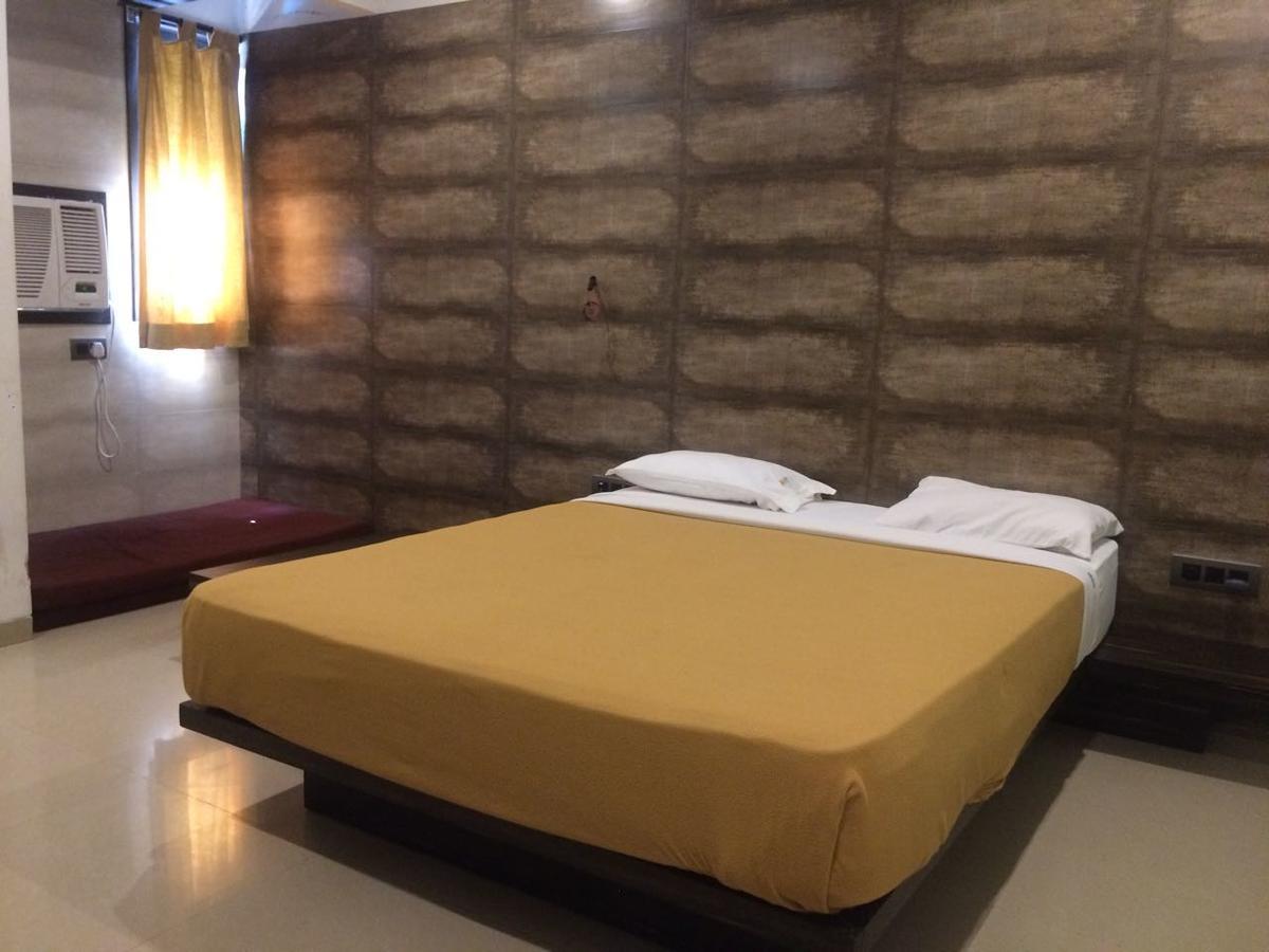 Silver Sands Beach Resort دامان المظهر الخارجي الصورة